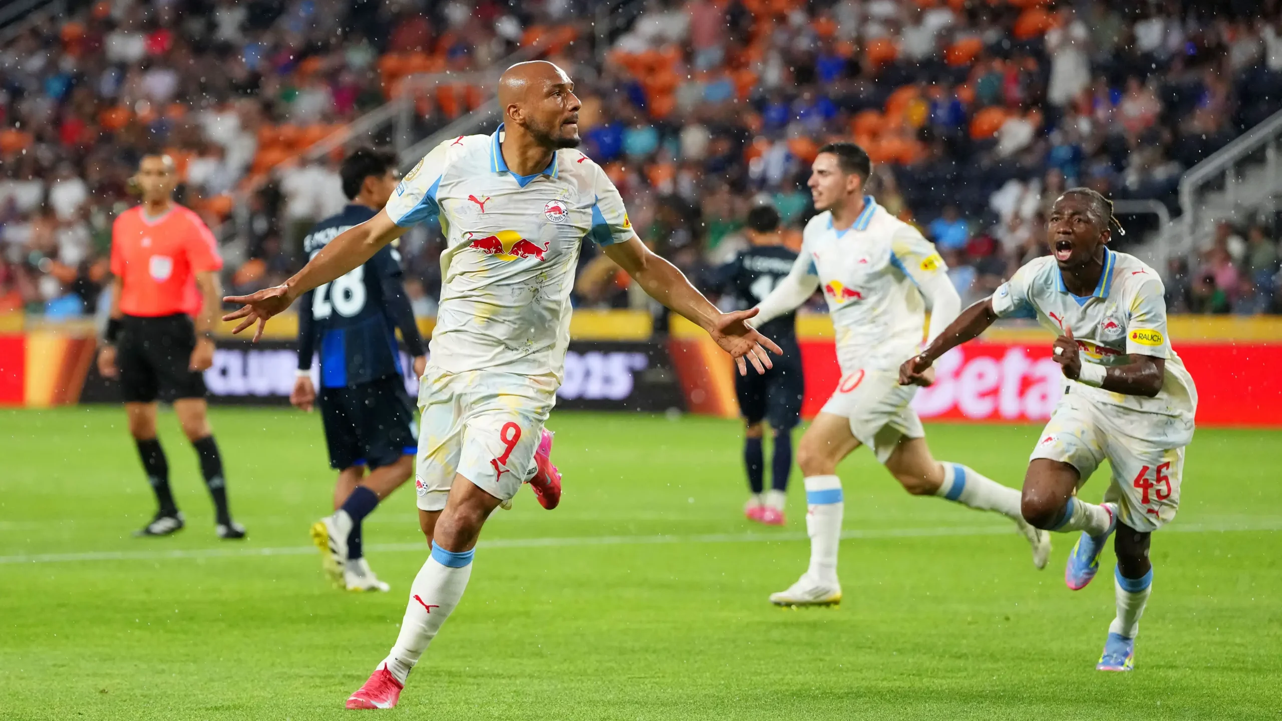 Red Bull Salzburg 2‑1 Pachuca