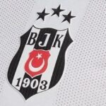 Beşiktaş’ın Transfer Listesinde Malen, Sancho ve Taremi Var