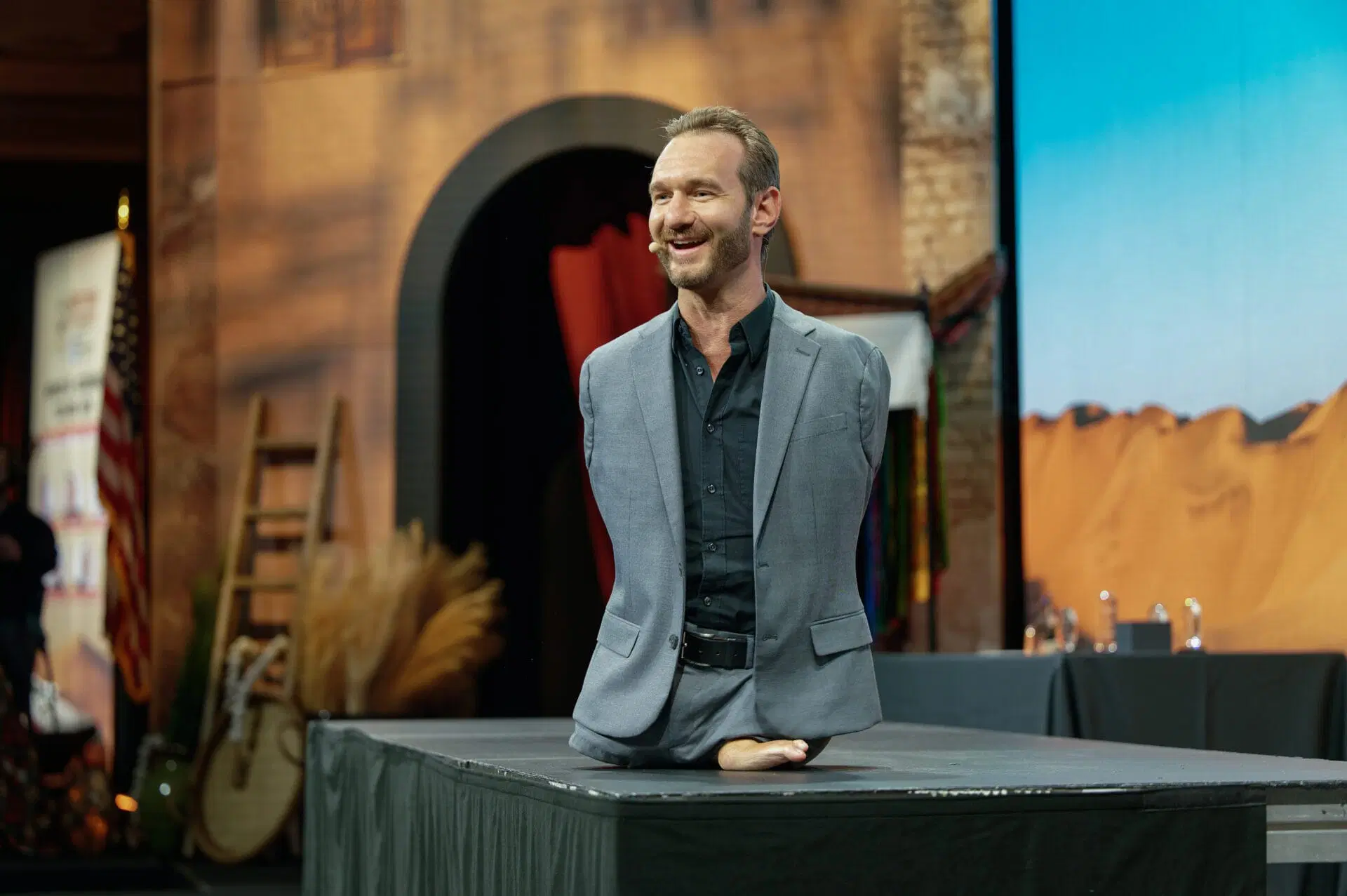 Engelleri Aşan Nick Vujicic’in İlham Verici Hikâyesi