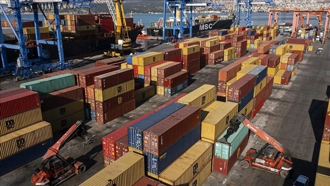 Komşu Ülkelere İhracat 13,3 Milyar Dolara Ulaştı