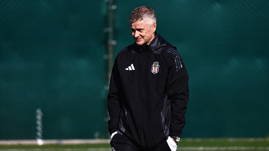 Beşiktaş Sol Kanada Takviye Yapıyor: 3 Adayla Görüşmeler Başladı
