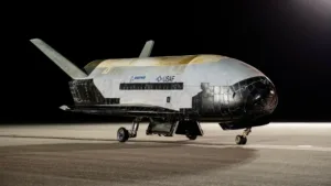 ABD’nin Gizemli Uçağı X-37B: Uzayda Dönüm Noktası