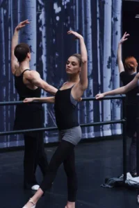 Black Swan’da Mila Kunis’in Zorlu Dans ve Diyet Süreci