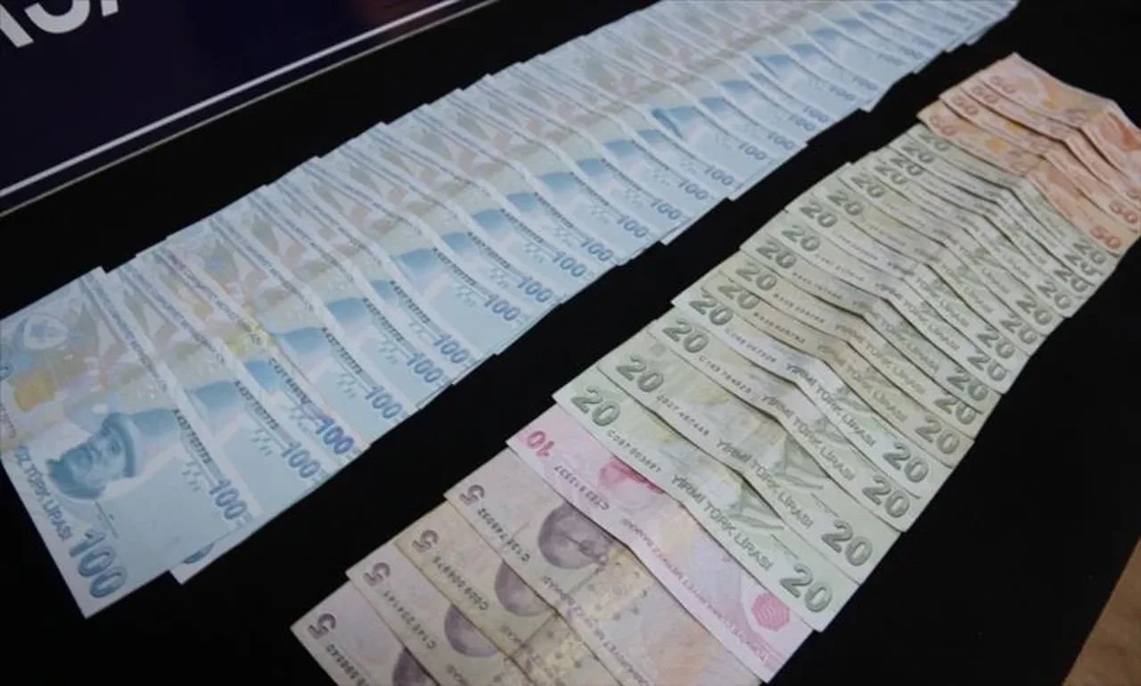 Milli Gelir 1 Trilyon 322 Milyar Dolara Yükseldi