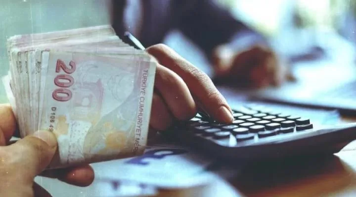 Milyonlarca Memur ve Emekli Zammı İçin İlk Teklif