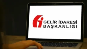 Vergi İşlemlerinde Yapay Zekâ Destekli Tam Otomasyon