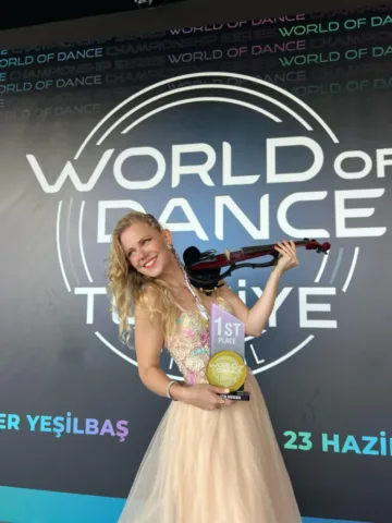ANNA MEDVEDEVA