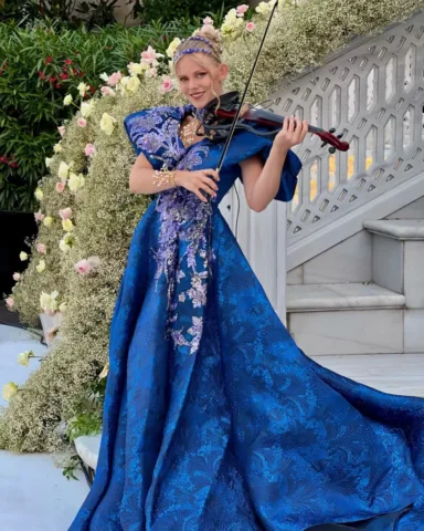 ANNA MEDVEDEVA
