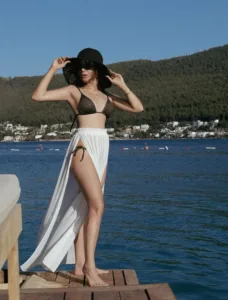 Damla Sönmez’in Eylül Tatili Sosyal Medyada Gündem