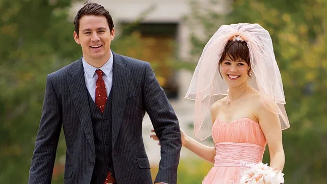 Aşk Yemini Unutulan Anıların Peşindeki Sonsuz Sevgi