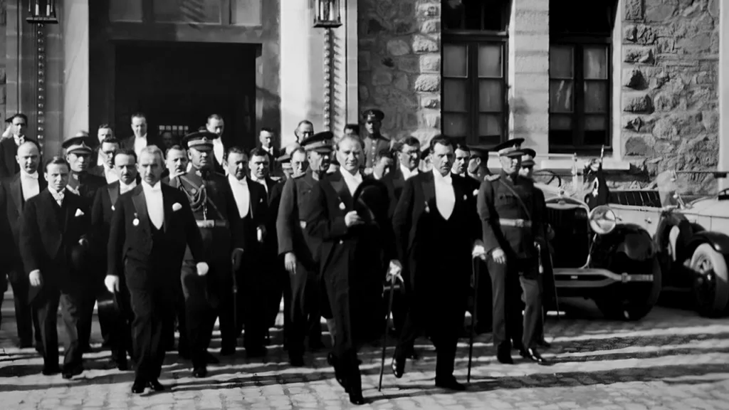 Büyük Zaferden Cumhuriyete