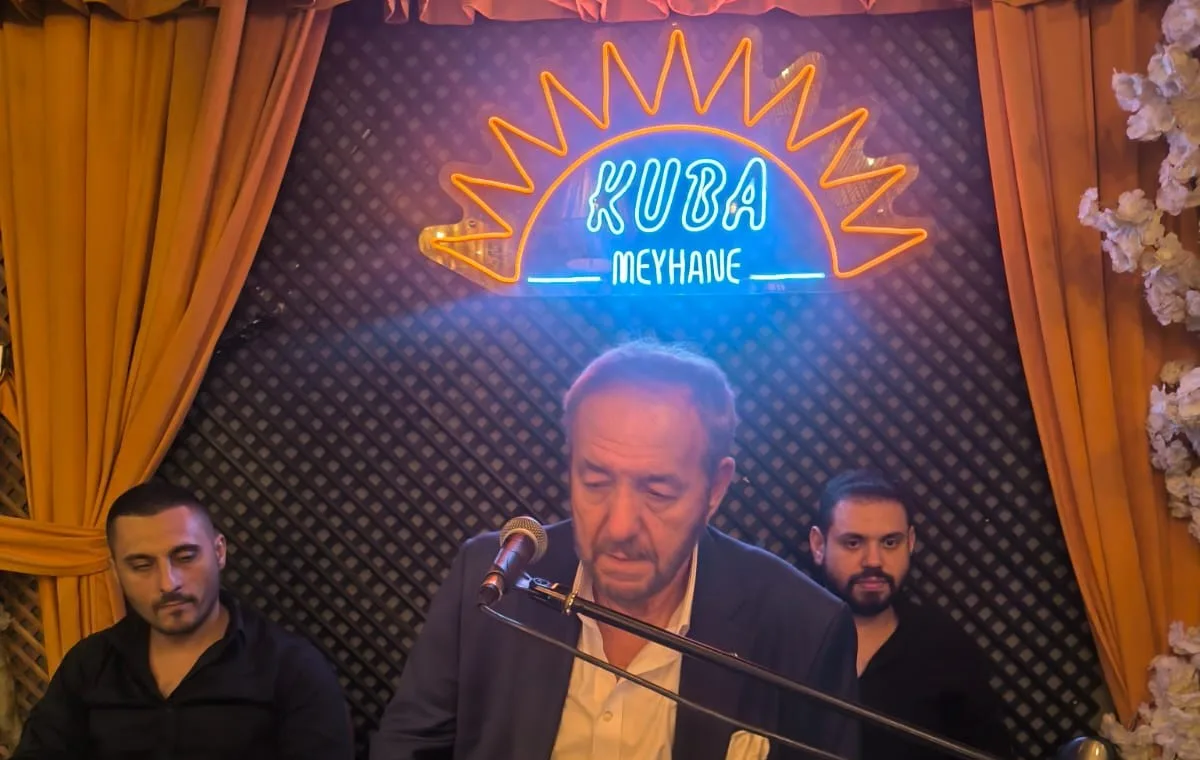 Küba Meyhanesi Arif Susam