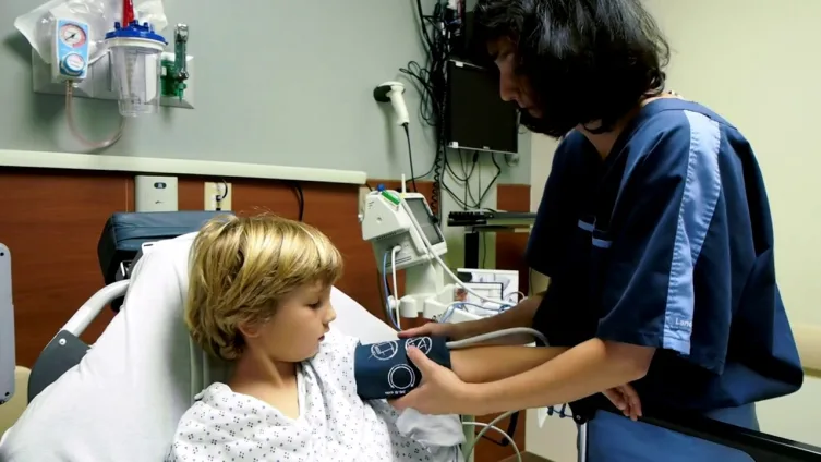 Çocuklarda Hipertansiyon Tehdidi