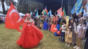 Türk Milli Kostümleri Sidney’de Dünya Zirvesinde