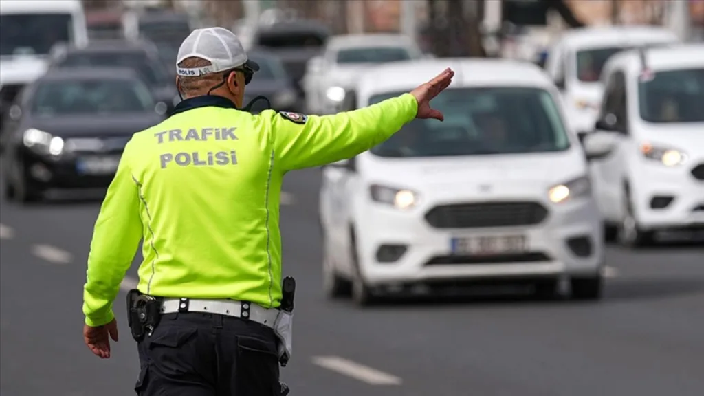 Trafikte Düzeni Bozana Rekor Cezalar Geliyor