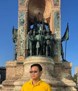 JSC Komdragmetall Türkiye Temsilcisi Aldan Rozhin’den Anıtkabir ve Taksim Cumhuriyet Anıtı Ziyareti