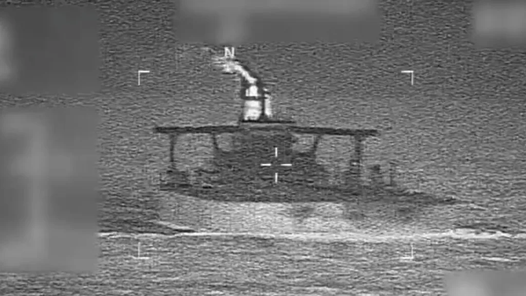 ABD 2 Tankere Operasyon Düzenledi