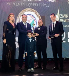 İzmir Yılın Enleri Ödülleri,Pınar Altuğ ve Alp Kırşan