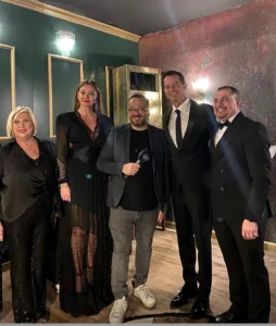 İzmir Yılın Enleri Ödülleri,Pınar Altuğ ve Alp Kırşan