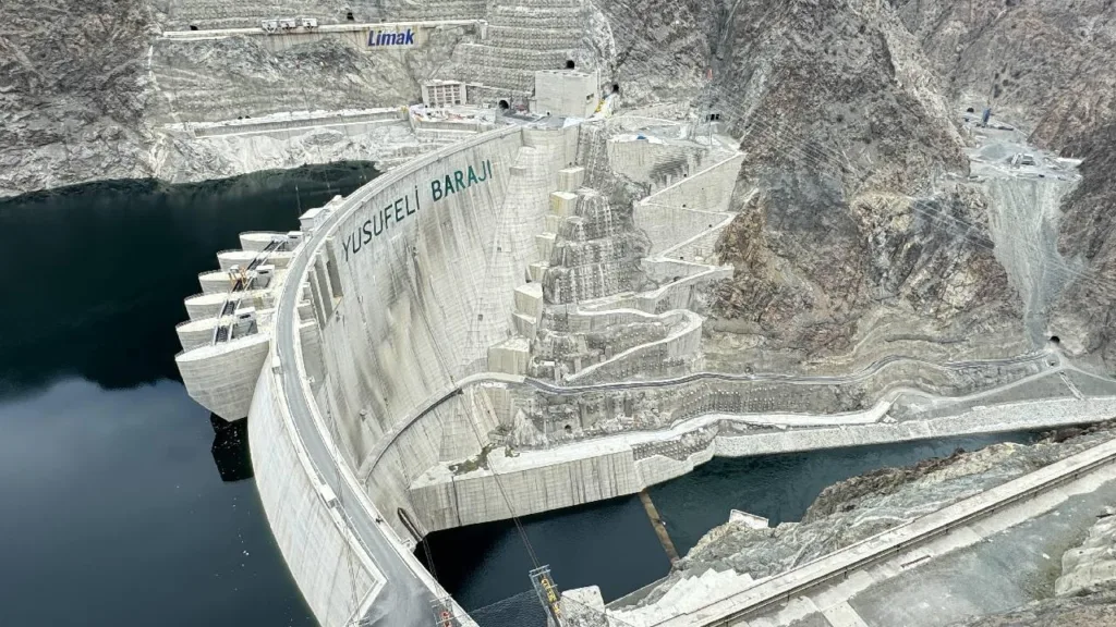 Çoruh'un Dev Barajlarından Ekonomiye 19 Milyar TL Katkı