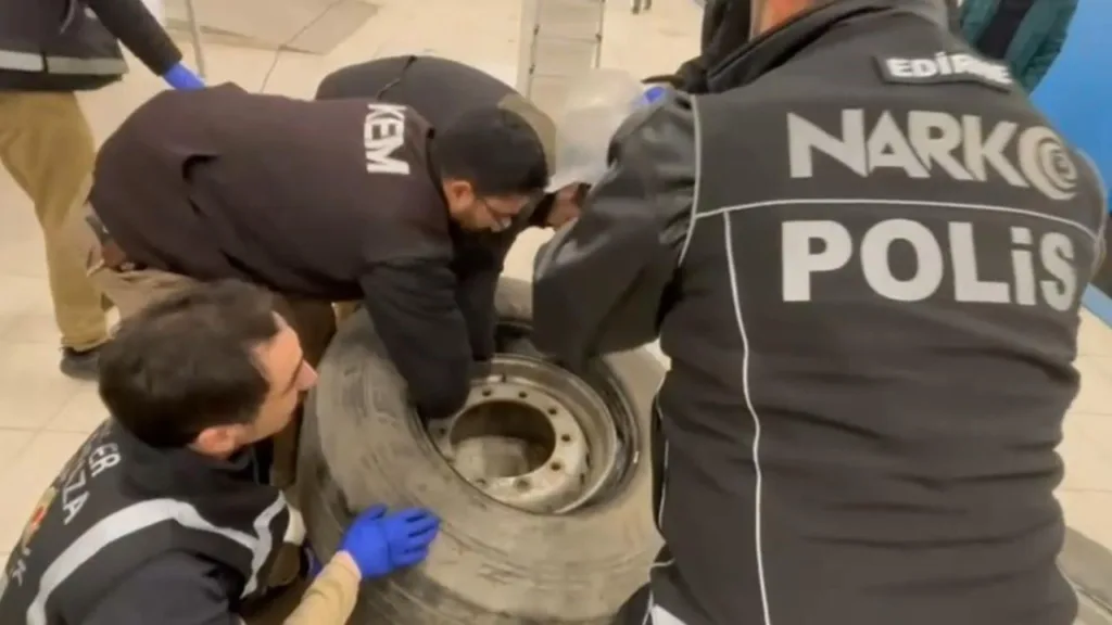 Edirne'de Uyuşturucu Darbesi