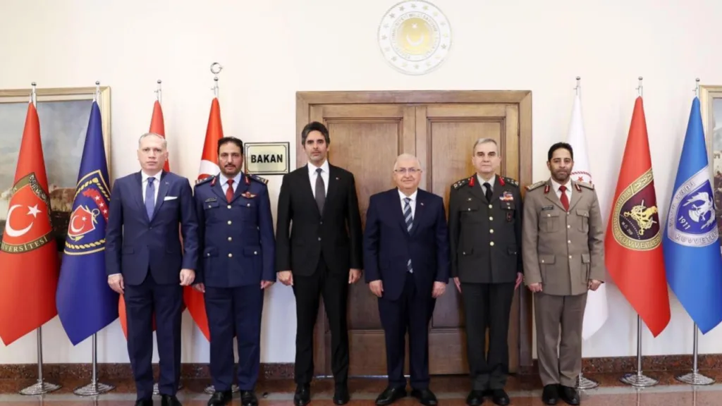 Bakan Güler ve Katar Heyeti Görüşmesi
