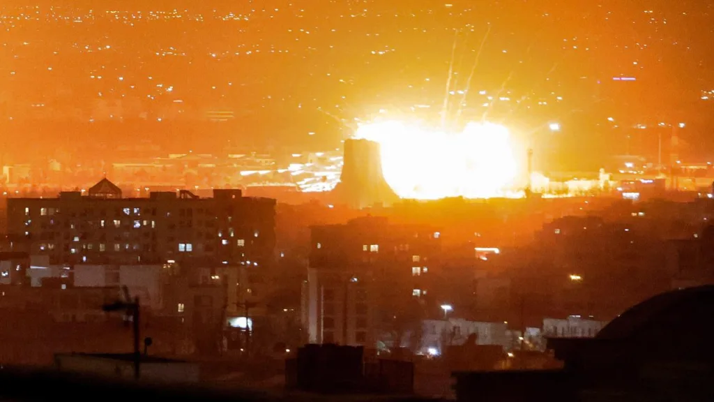 İsrail İran'da 3 Bin 400 Hedefi Vurdu