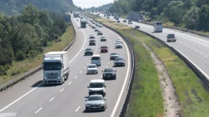 Yollarda Bayram Önlemi: Kamyon ve Tırlara Kısıtlama Geldi