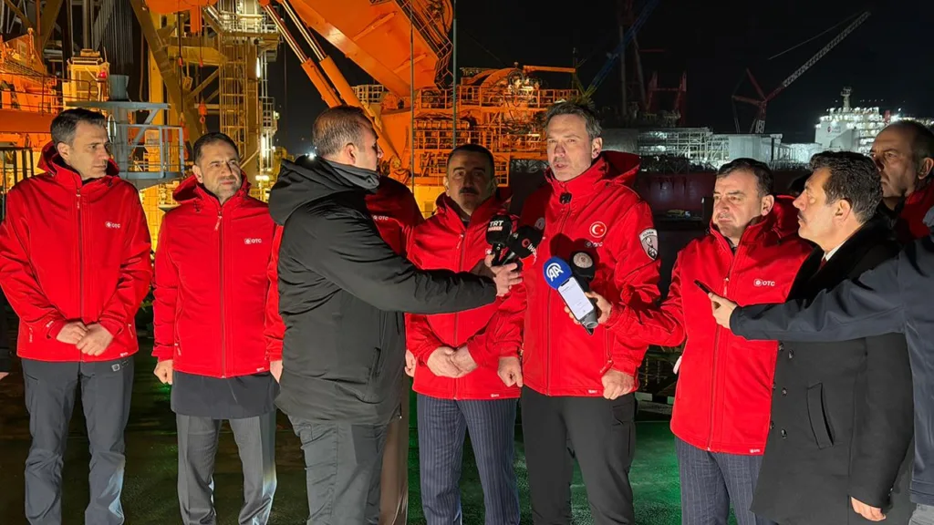 Karadeniz'de Enerji Hamlesi