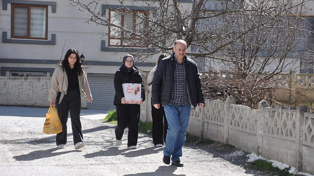 Okul Kantininde Zimem Defteri Geleneği Canlandı