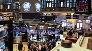 ABD Borsalarında Savaş Baskısı: Wall Street Düşüşte