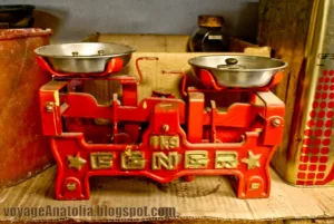 Fedakarlık Ahlaksızlık mı? Ayn Rand Ne Diyor