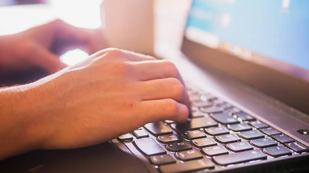 İnternet Kullanıcıları En Çok Neden Şikayetçi