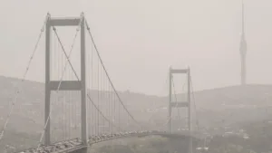 İstanbul’da Çöl Tozu Alarmı: 3 Gün Boyunca Dikkatli Olun