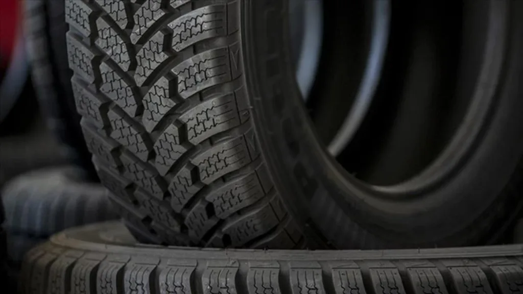 Kış Lastiği Zorunluluğu Bitti