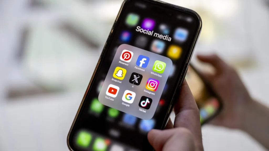 Sosyal Medya Düzenlemesi