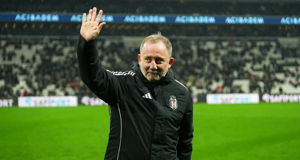 Beşiktaş'ta Sergen Yalçın Dönemi Resmen Sona Erdi