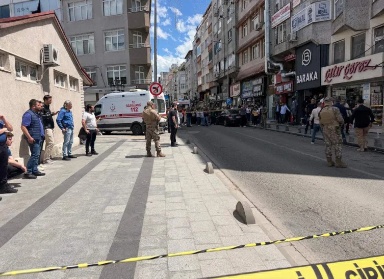 İki Kahraman Polisimiz Şehit Oldu