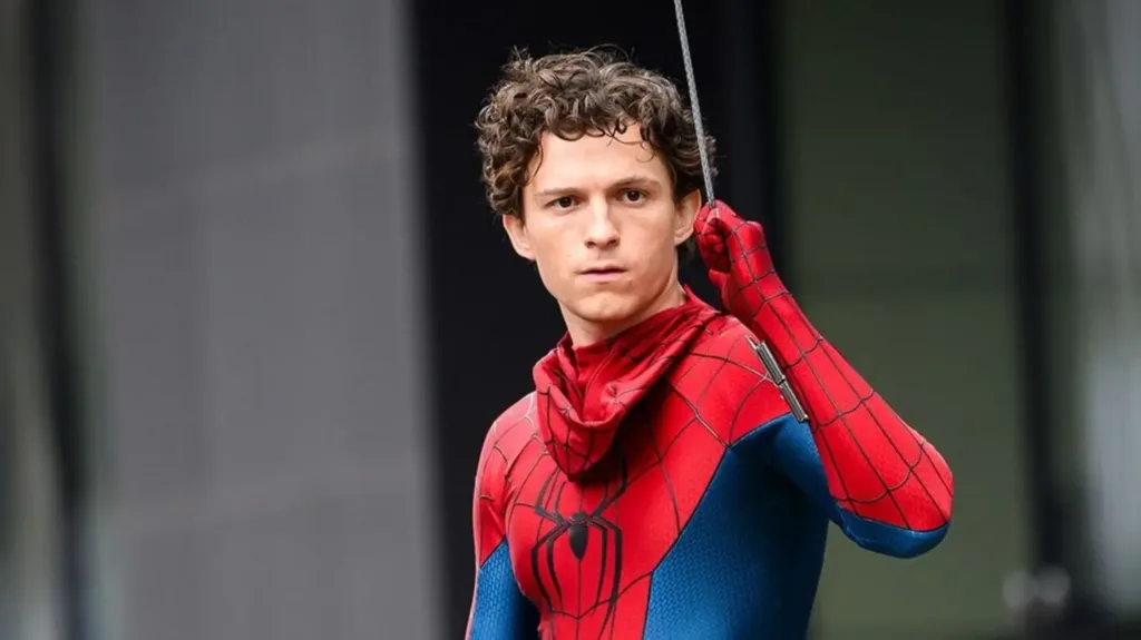 Tom Holland Spider-Man Rolünü Bırakıyor mu