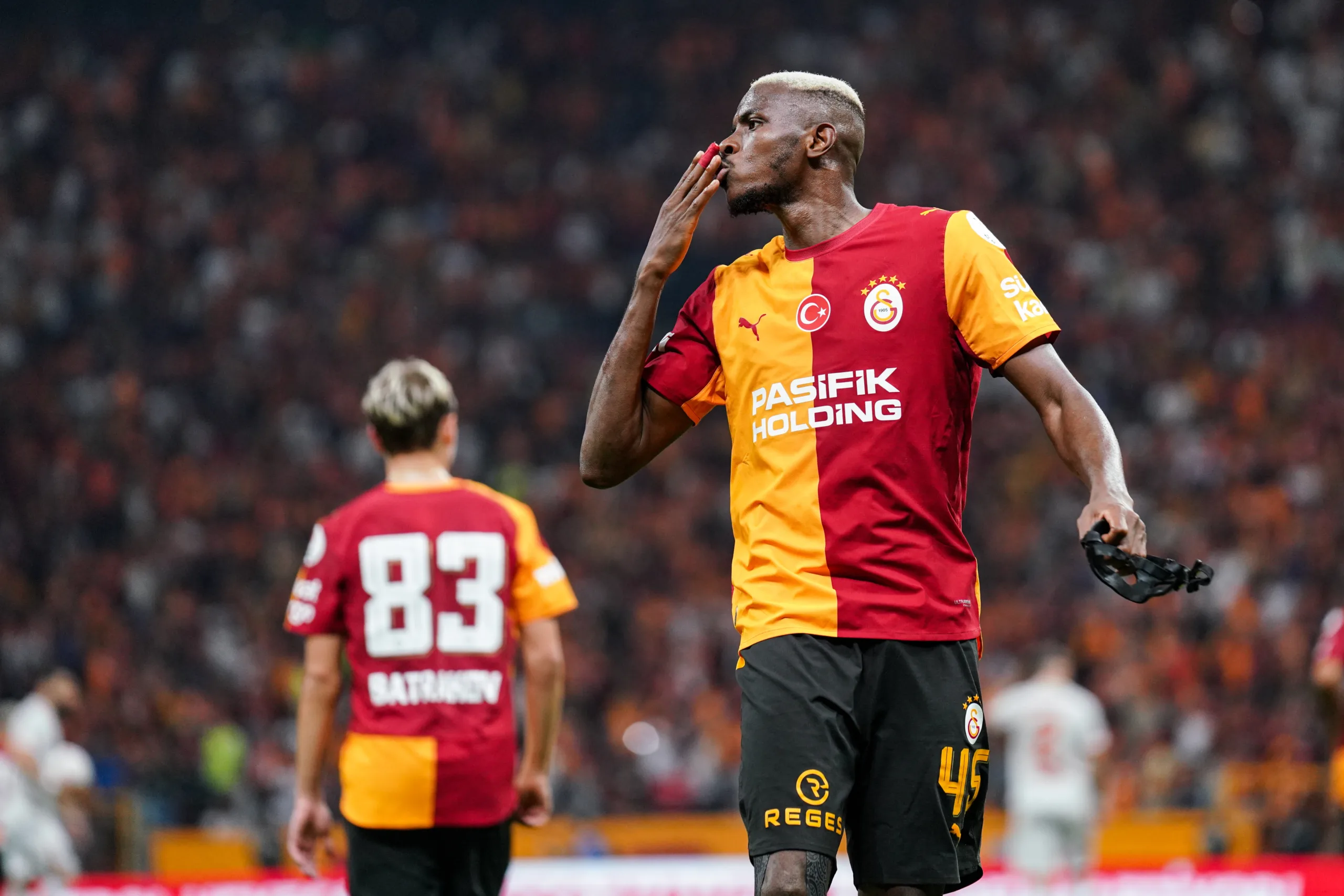 Galatasaray Evinde İlk Galibiyetini