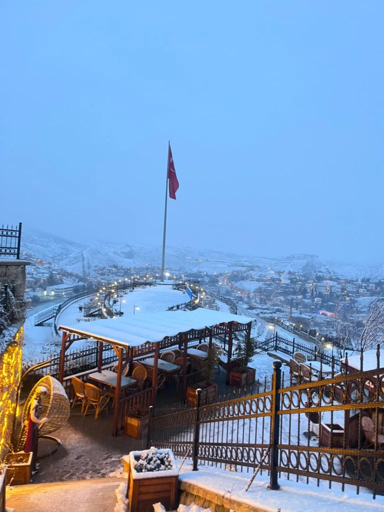 Tarihi Hıdırlık Kafe