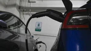 Evde Elektrikli Araç Şarj Etme Yasağı Var mı