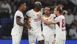 Galatasaray Başakşehir Engelini Frikik Golüyle Aştı