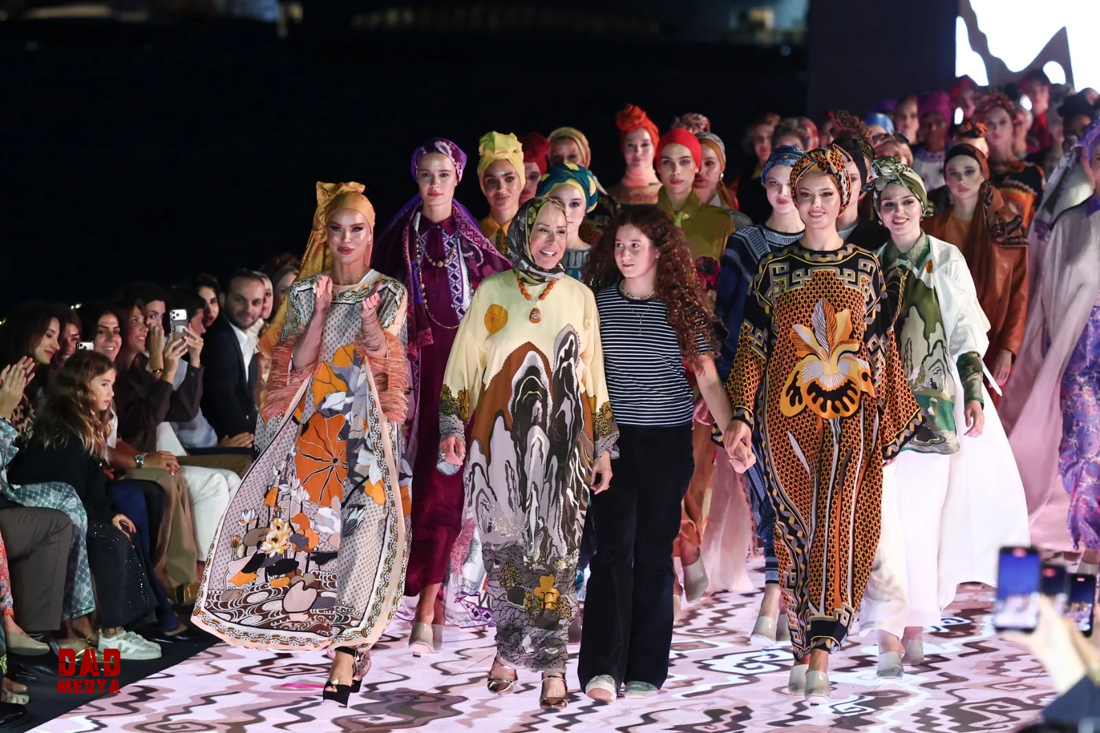 İmannoor Moda Resitali İstanbul’u adeta salladı