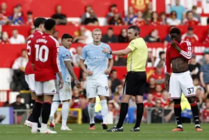 Manchester Derbisinde VAR Skandalı