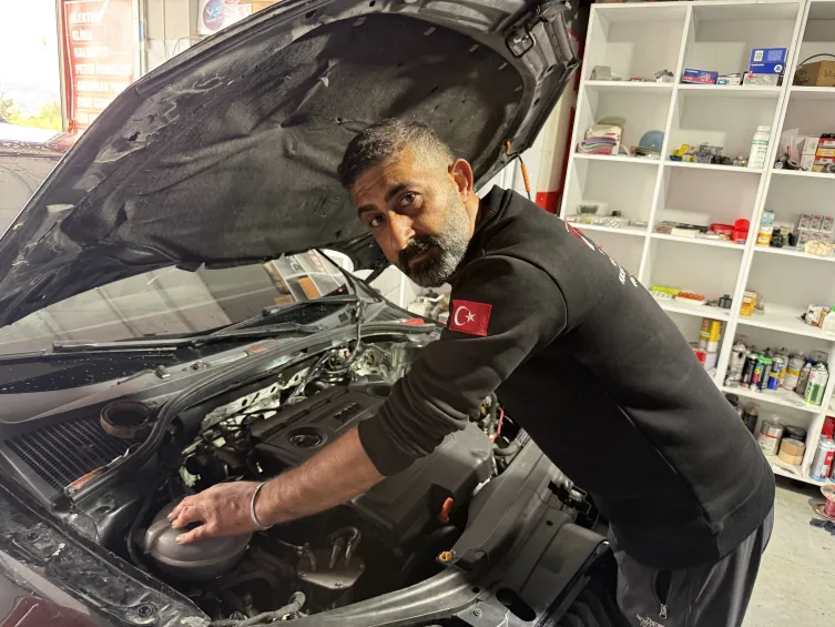 Otobanda Yolda Kaldı, Motor Suyu Yerine Şalgam Suyu Koydu