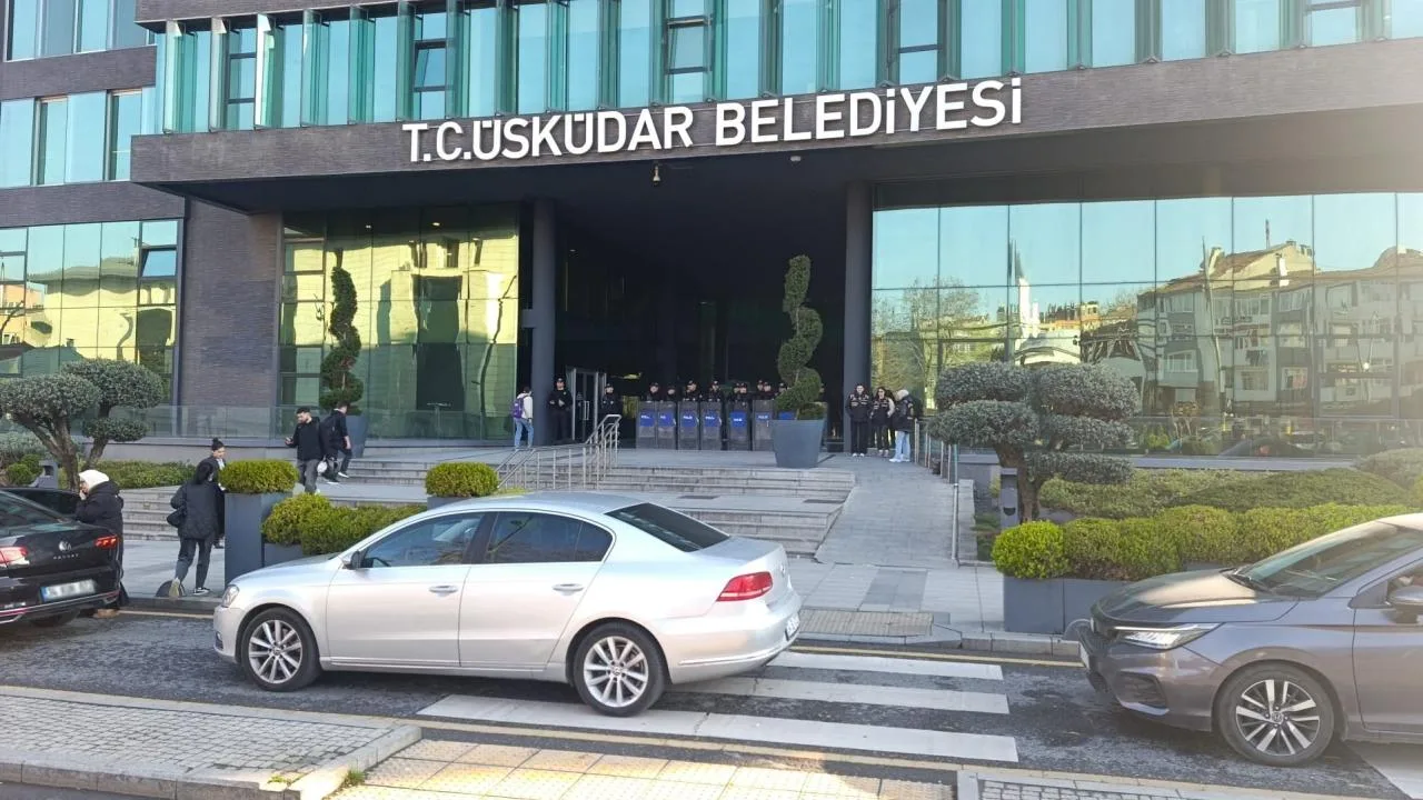 Üsküdar Belediye Meclisi Toplantısı 8 Eylül'e Ertelendi