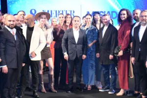 Taçlı Güzeller Merter Moda Haftası’nda Podyumu Salladı