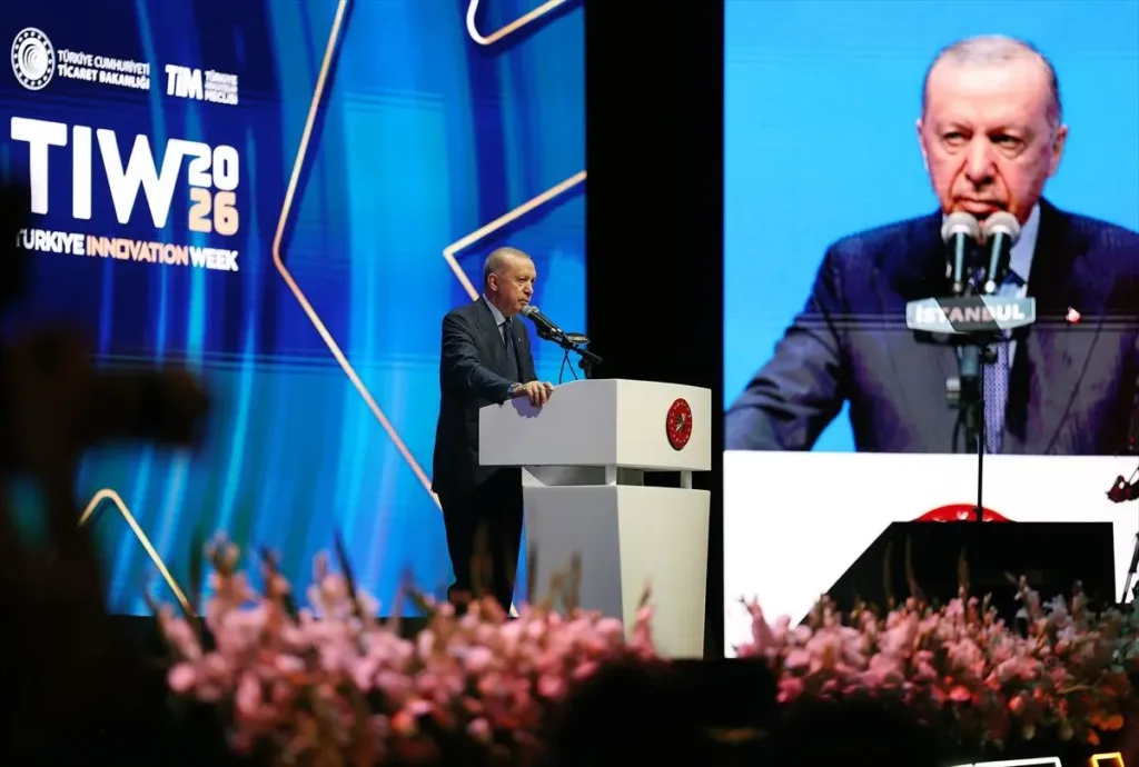 İleri Teknoloji Yatırımı Tercih Değil Mecburiyet