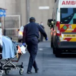 İngiltere’de Bakım Evleri Raporu: Salgında Ağır Hatalar